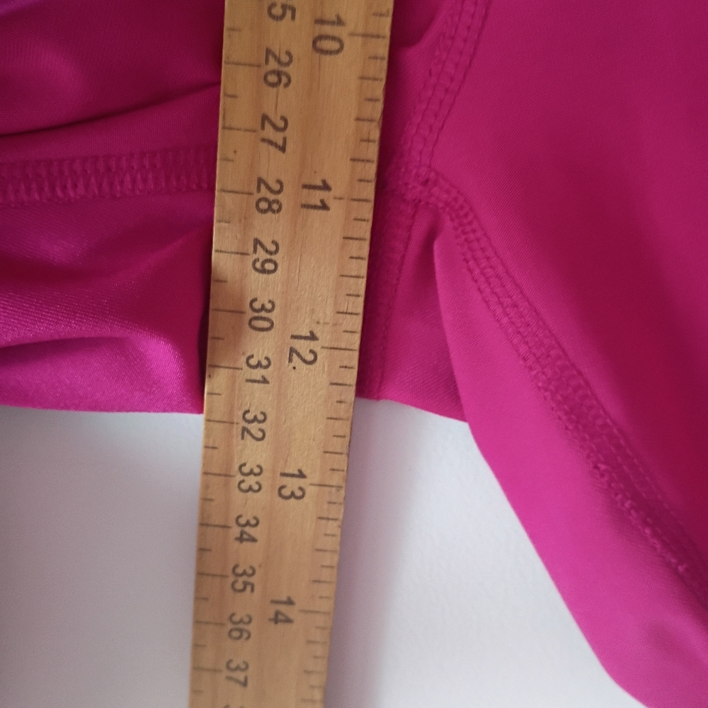 VOGO Athletica Hot Pink High-Waist Biker Shorts Women’s Size L Compression Fit - Picture 4 of 9